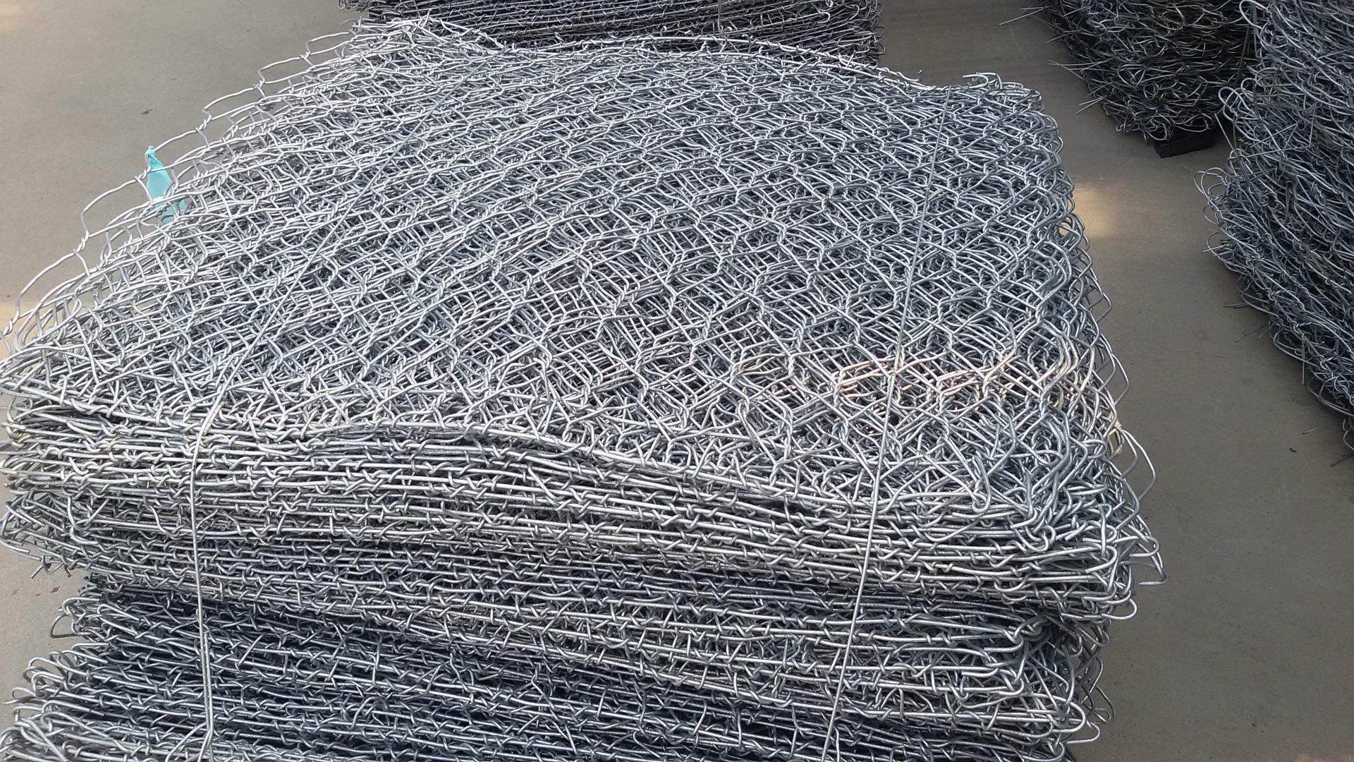 鉛絲石籠網.jpg 鉛絲石籠網.jpg